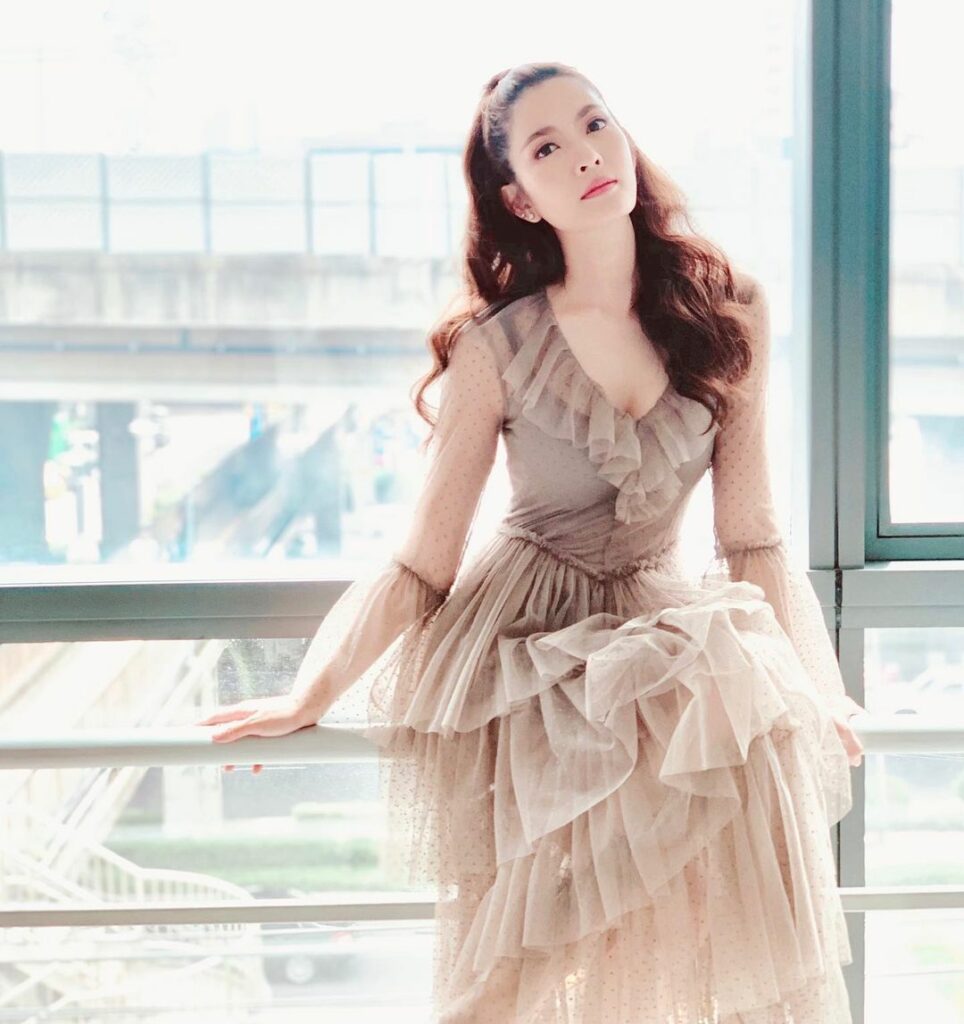 แอฟ ทักษอร ต่อ ธนภพ aff_taksaorn