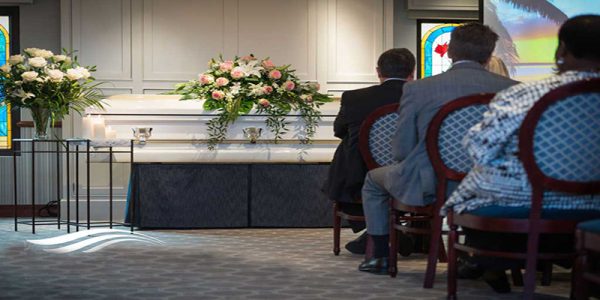 ฝันว่าไปงานศพ