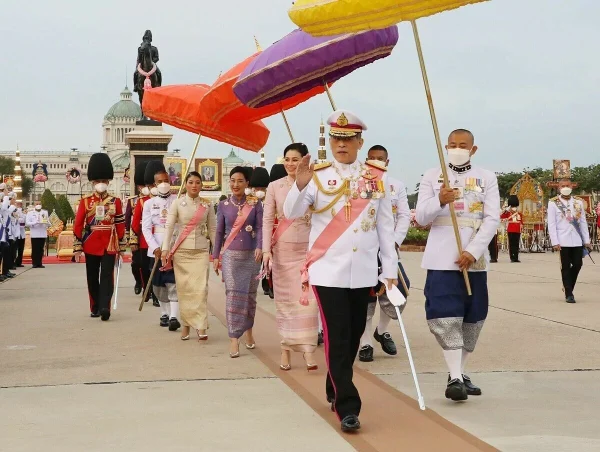 ฝันเห็น ร 10