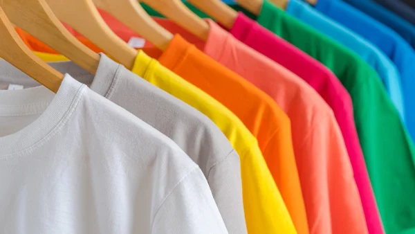 สีเสื้อมงคล ปี 2566