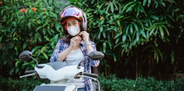 ฝันว่าขี่มอเตอร์ไซค์ 