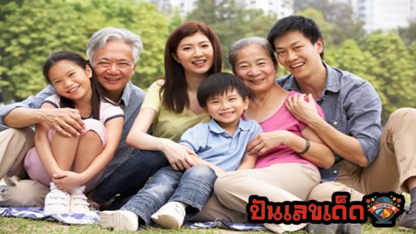 ฝันเห็นงานบุญที่บ้านเลขเด็ด-"Dreamed of seeing a merit-making event at a house with a lucky number."