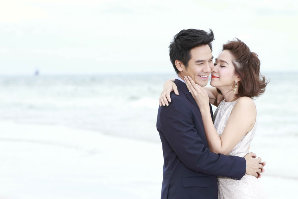 พลอย เฌอมาลย์