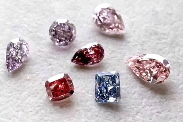 ฝันว่าได้เพชรเม็ดงาม-"Dreamed of getting a beautiful diamond"