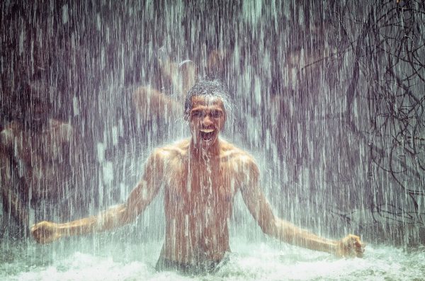 ฝันว่าอาบน้ำฝน-"Dreaming of taking a rain shower"