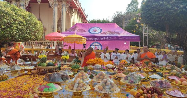 หลวงพ่อเพชรศักดิ์สิทธิ์-"Luang Phor Phet-Saksit"