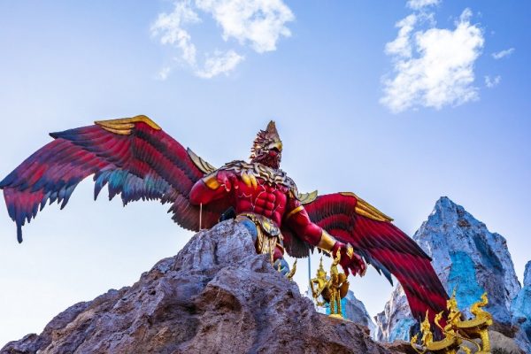 ฝันเห็นพญาครุฑ-"Dream of seeing Garuda"